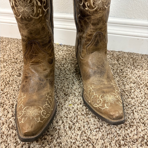 Laredo Jasmin Embroidered 12in Vine Embroidered Distressed Cowboy Boots 8.5 - Picture 5 of 7